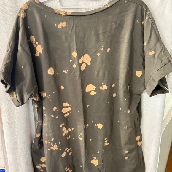 🚨LAST CHANCE🚨 Like Love Creep it real tee - Picture 3 of 7